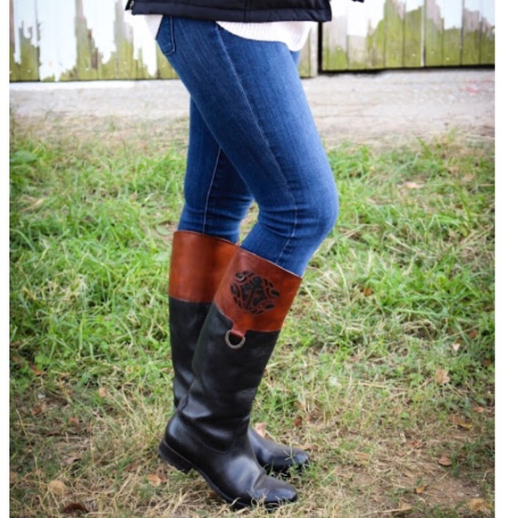 Frye Shoes - Frye boots two tone